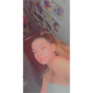 Meet your Posher, Brittney